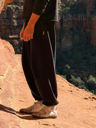 streetwear-joggers-black
