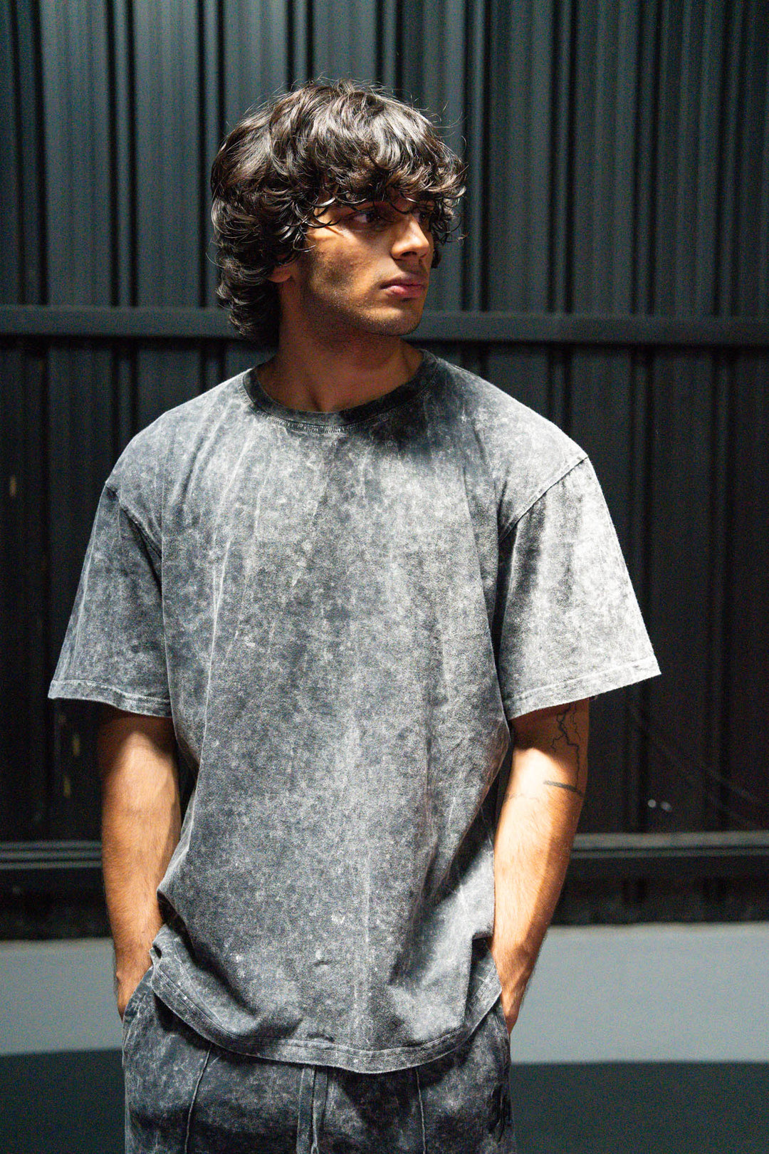 NEW BEGINNINGS OS TEE - GREY WASH-Invicoros 